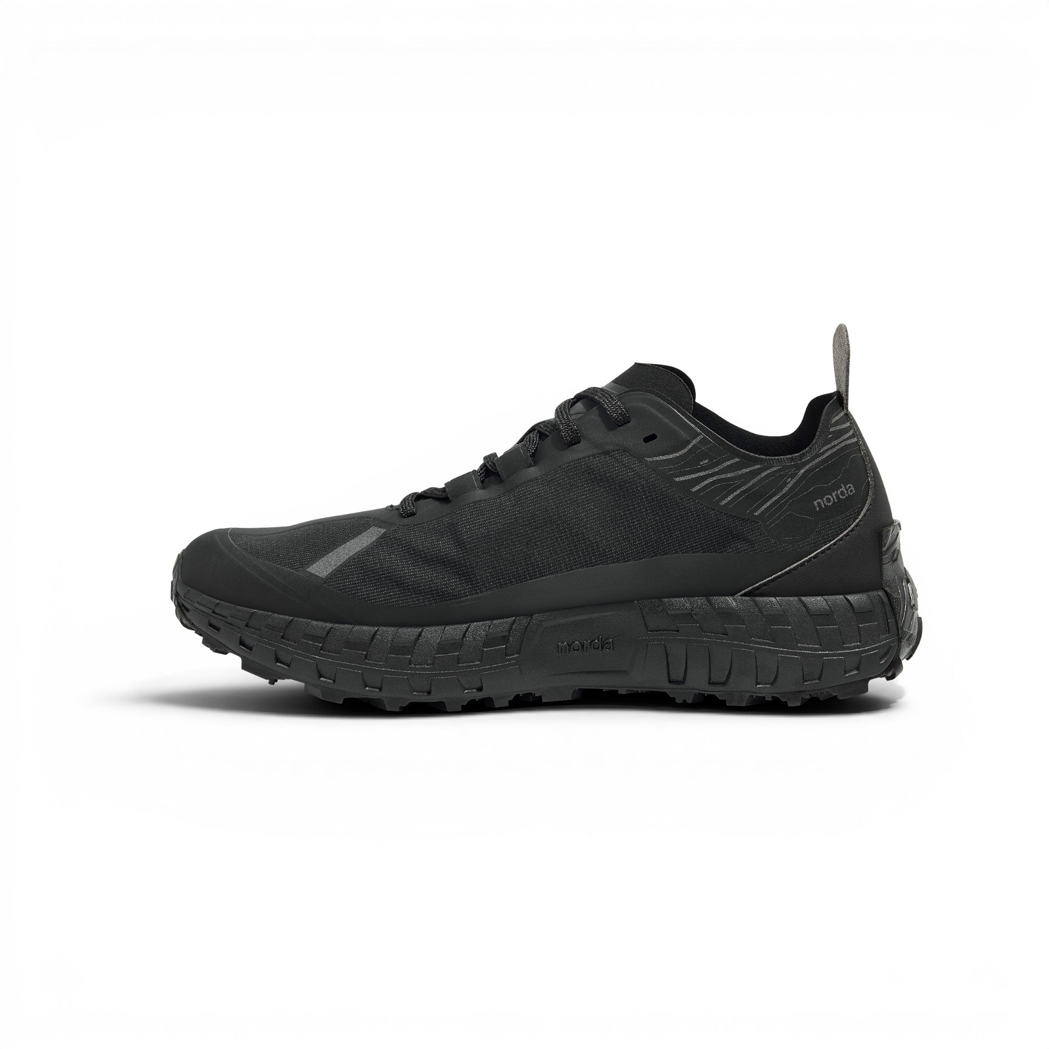 Norda 001A Hombre Stealth Black #Color_Stealth Black