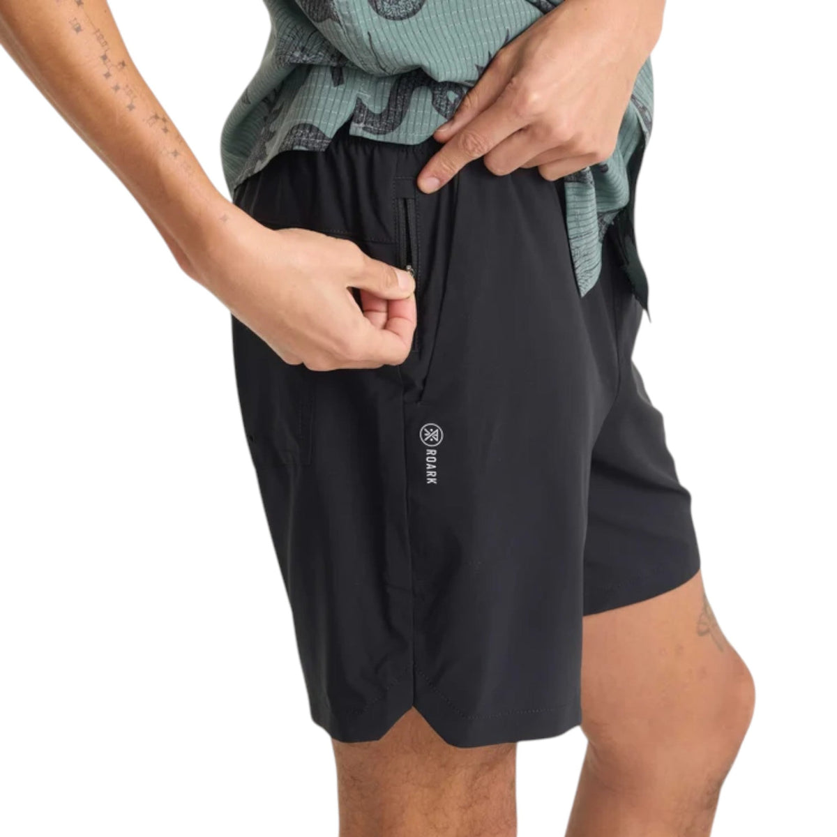 Roark Serrano 7" Hombre Black #Color_Black