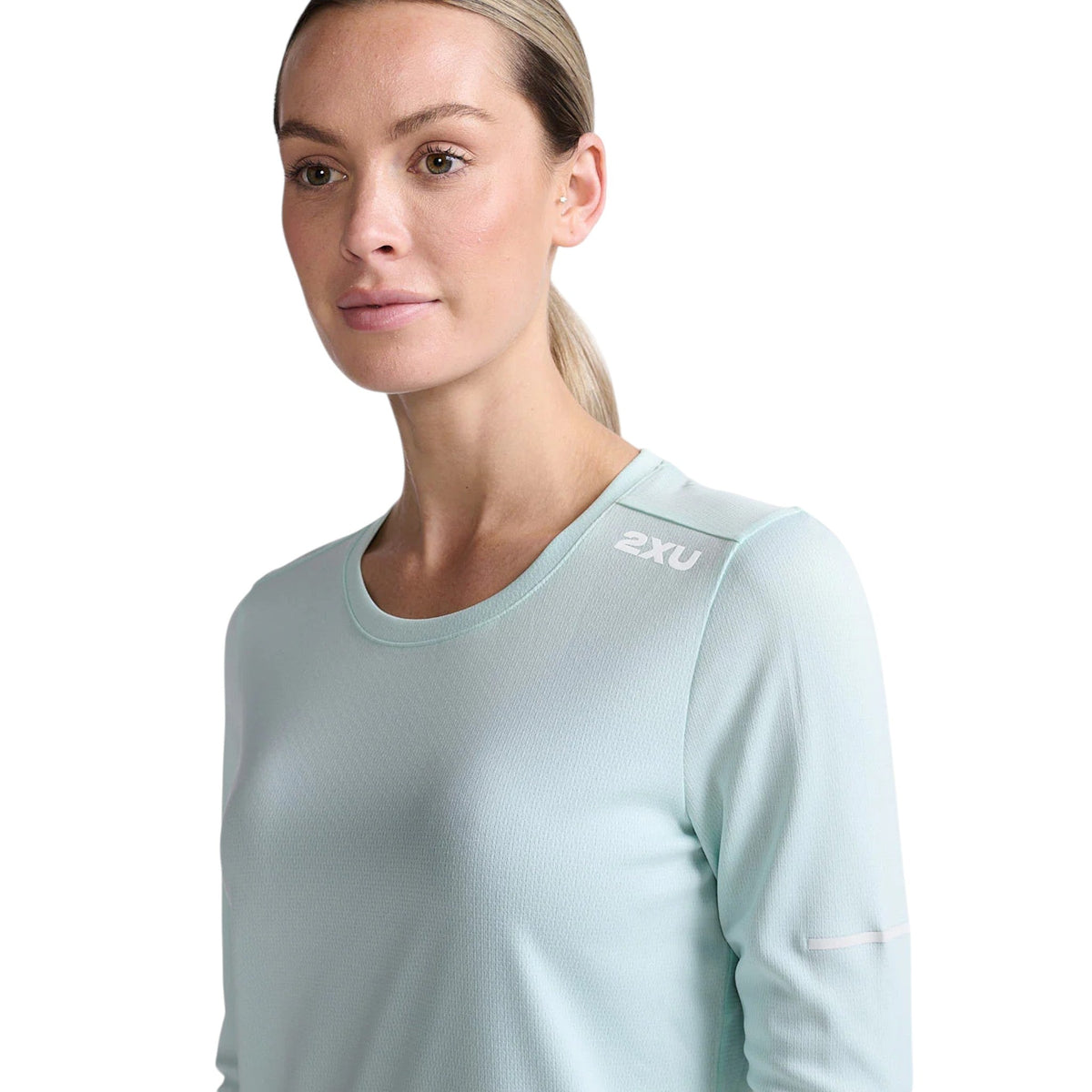 2XU Aero Long Sleeve Mujer Glacier #Color_Glacier