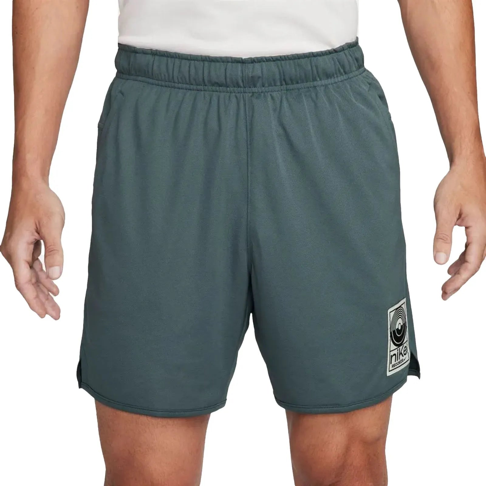 NIKE TOTALITY STUDIO '72 HOMBRE SHORT NIKE