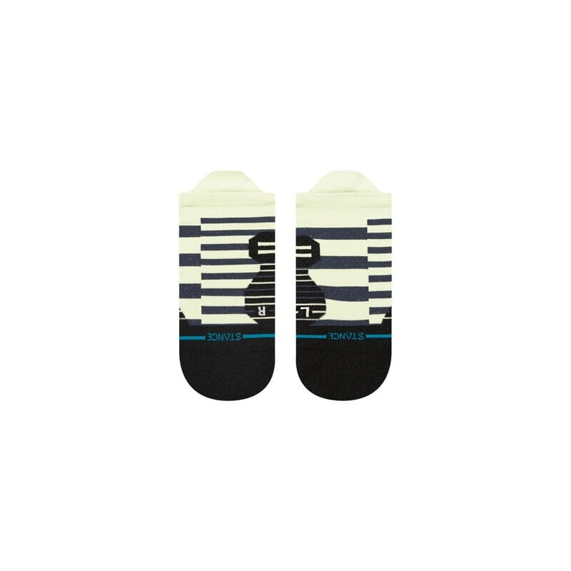 STANCE Staggered - Black Ultralight Performance Tab Socks Medias STANCE