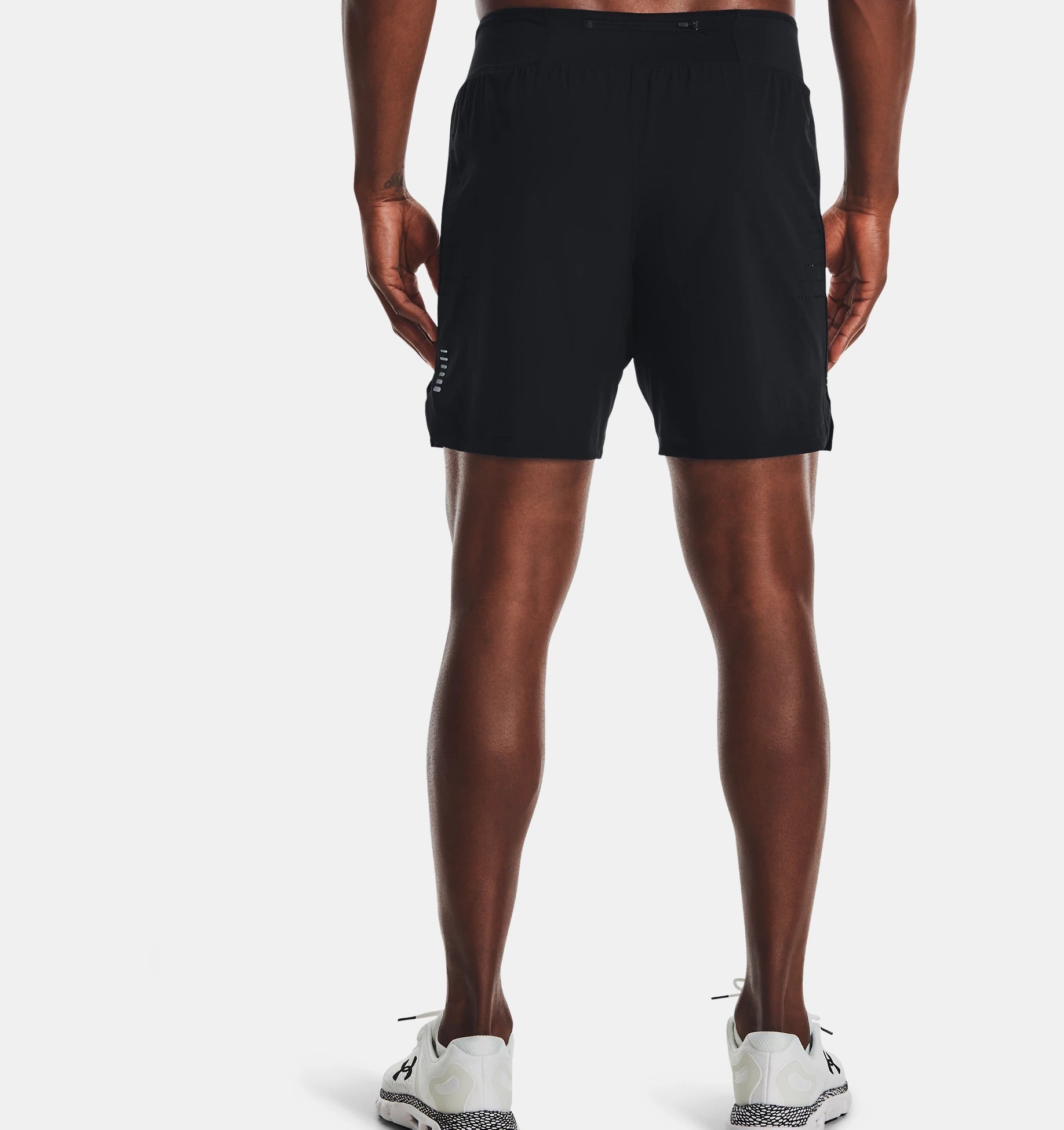 UA SPEEDPOCKET 18 CM SHORT UNDER ARMOUR