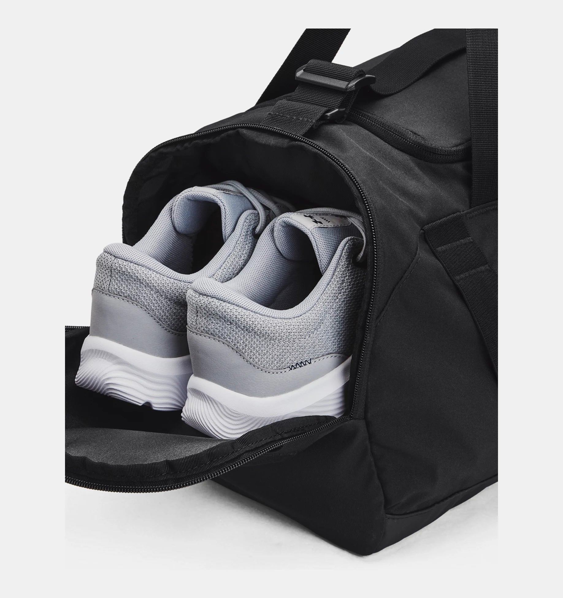 UA UNDENIABLE SIGNATURE DUFFLE UNDER ARMOUR