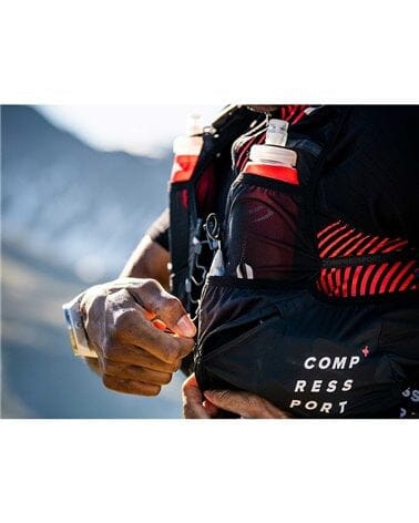Compressport Ultrun Pack S Evo 10 Hydration Trail Running Pack/Vest, Black (2 500 Ml Ergo Flasks Included) Compressport