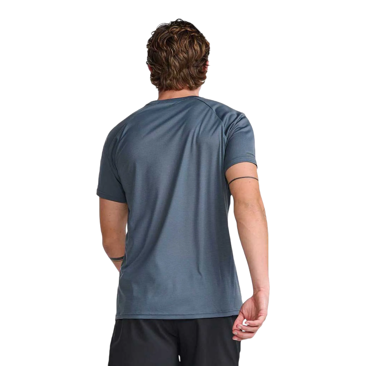 2XU Aero Tee Hombre Turbulence #Color_Turbulence