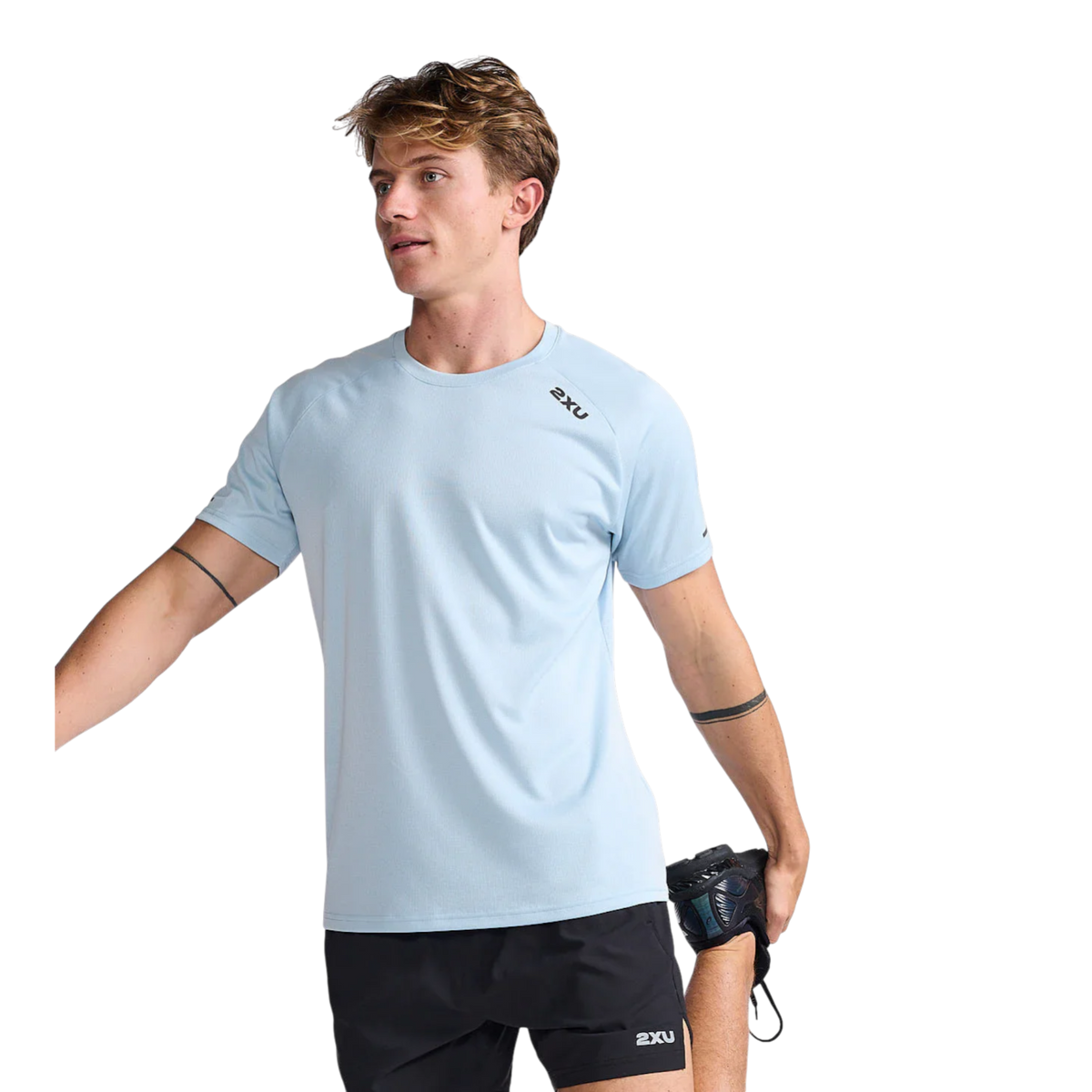 2XU Aero Tee Hombre Sky Blue #Color_Sky Blue