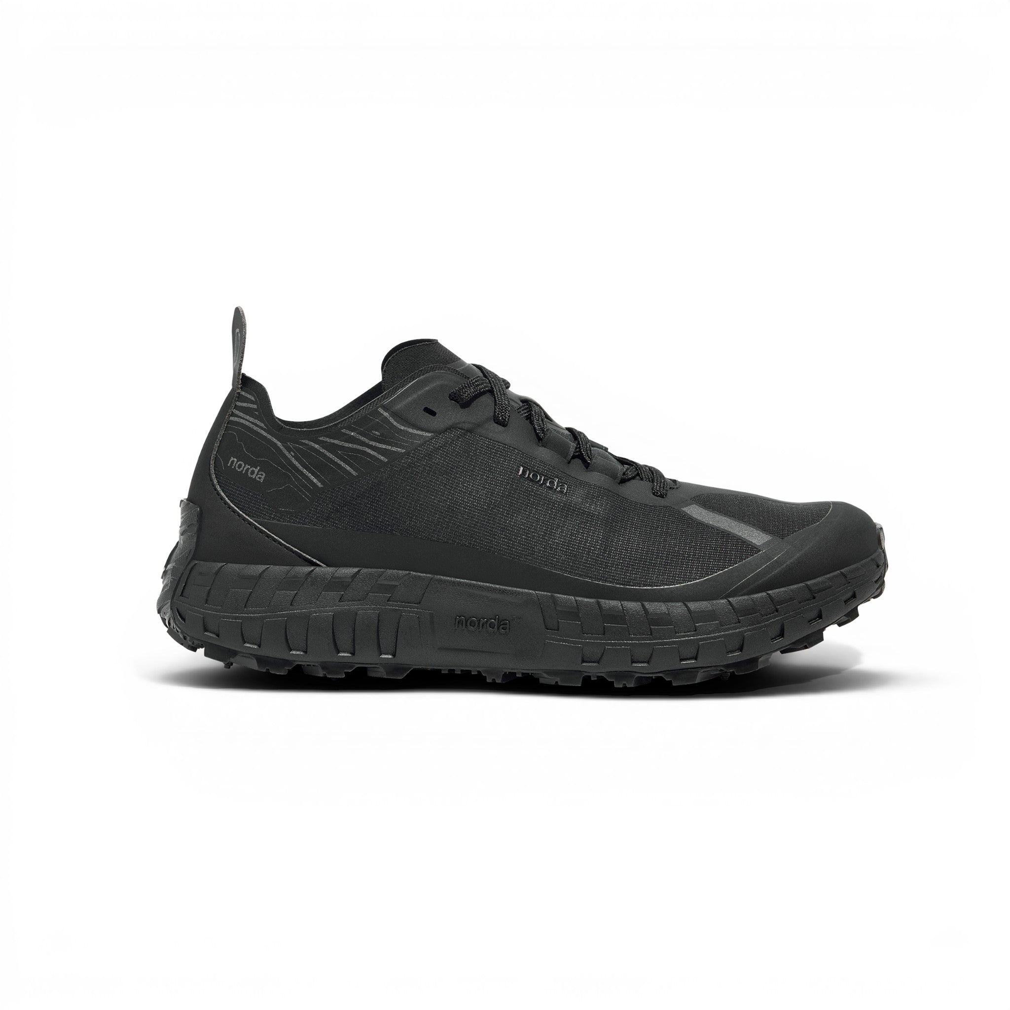 Norda 001A Hombre Stealth Black #Color_Stealth Black