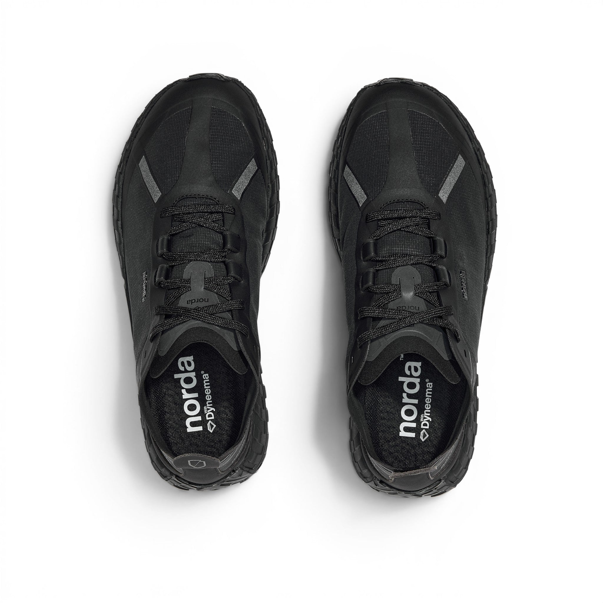 Norda 001A Hombre Stealth Black #Color_Stealth Black