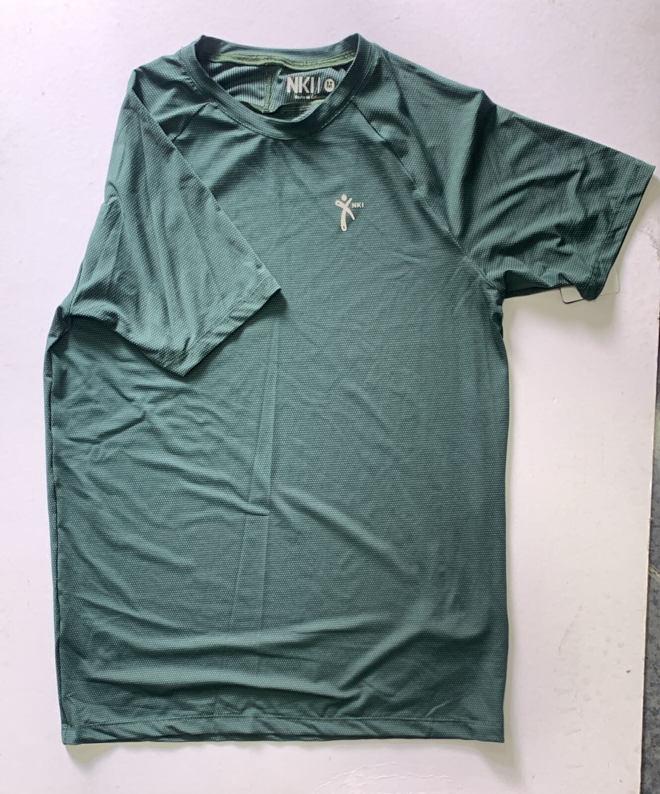 CAMISETA MANGA CORTA VERDE NIKI HOMBRE Workout 