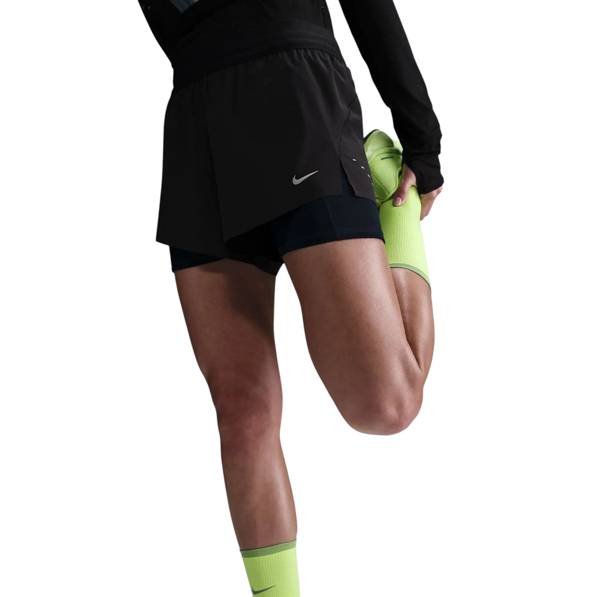 Nike Swift Dri-FIT Mid-Rise 2 en 1 Short Mujer