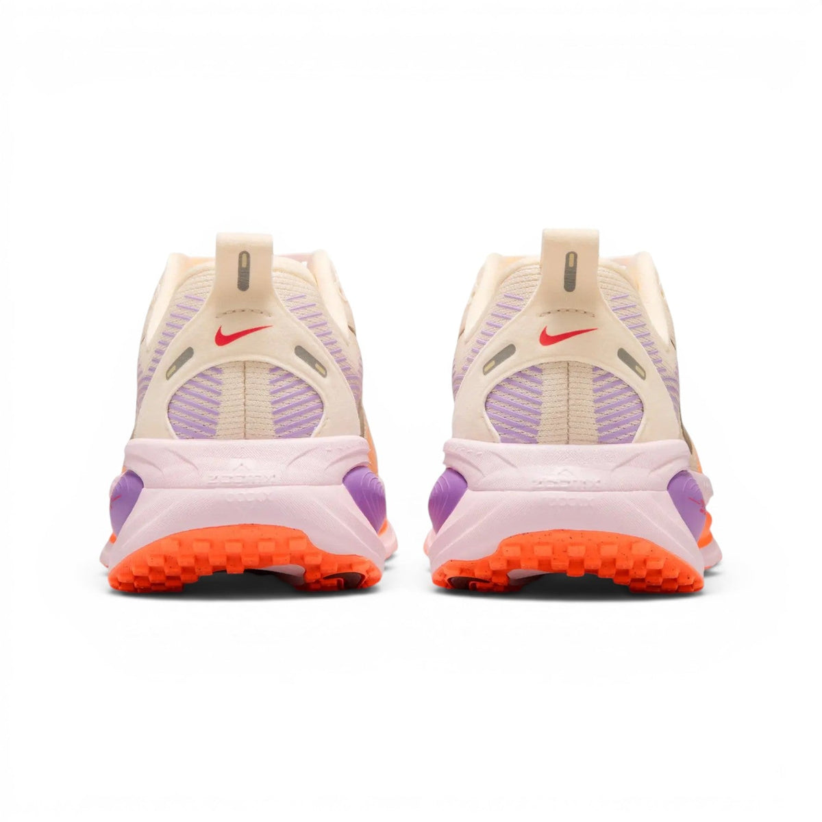 Nike Vomero 18 Mujer Chalk #Color_Chalk