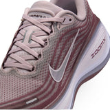 NIKE Vomero Plus Mujer